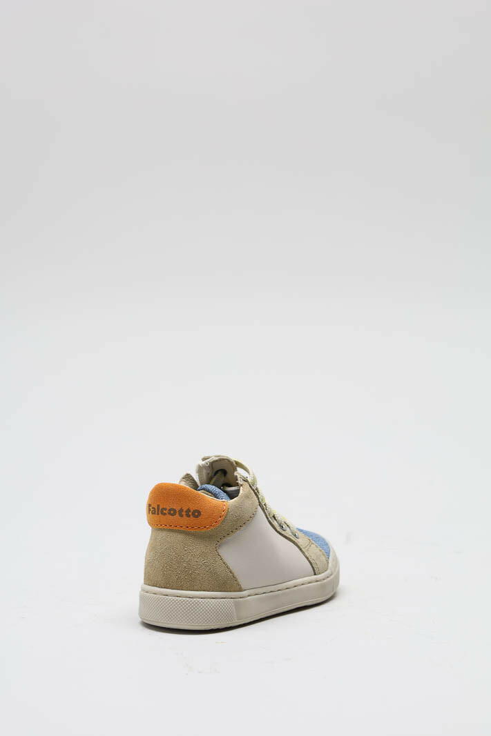 zoom in on Kaki Sneaker image Kaki Sneaker image