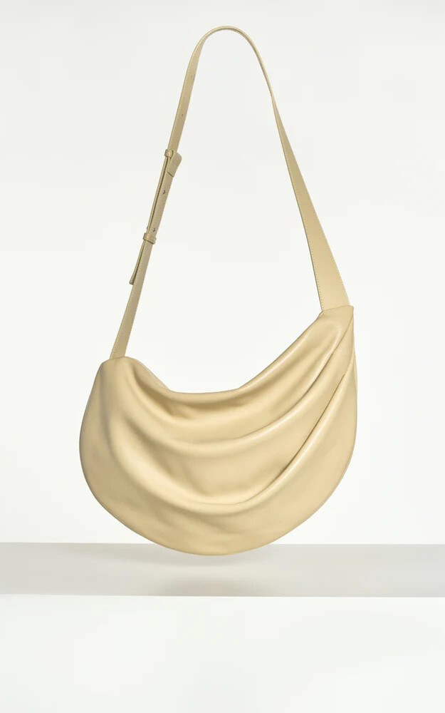 Geel Cross body image