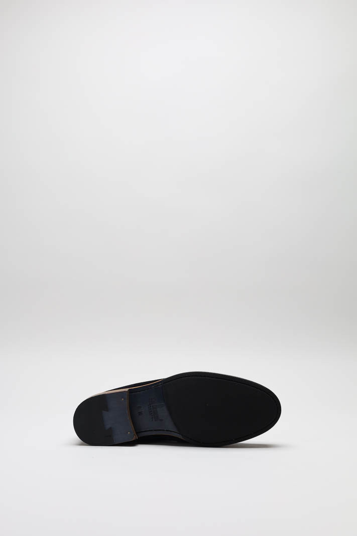 zoom in on Donkerblauw Mocassin image Donkerblauw Mocassin image