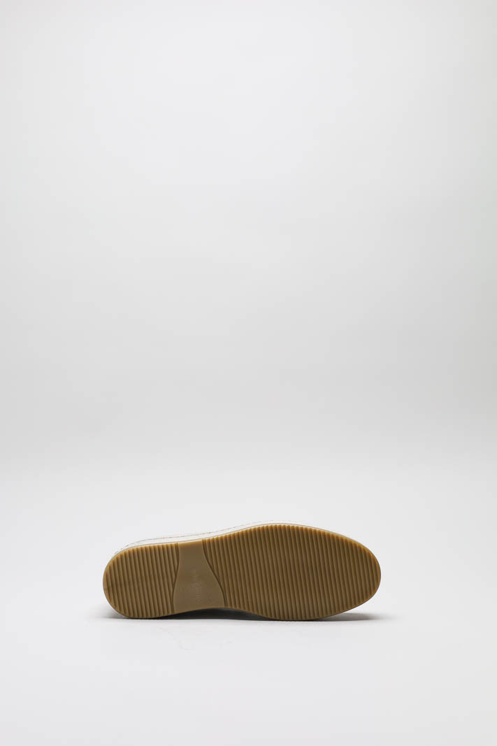 zoom in on Lichtbeige Mocassin image Lichtbeige Mocassin image