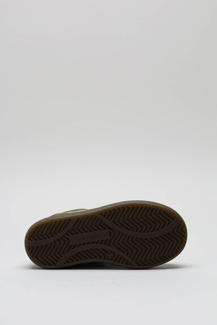 zoom in on Groen Sneaker image Groen Sneaker image