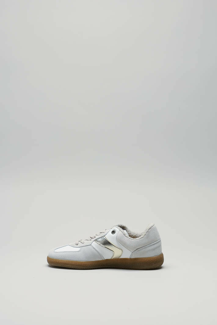 zoom in on Wit Sneaker image Wit Sneaker image