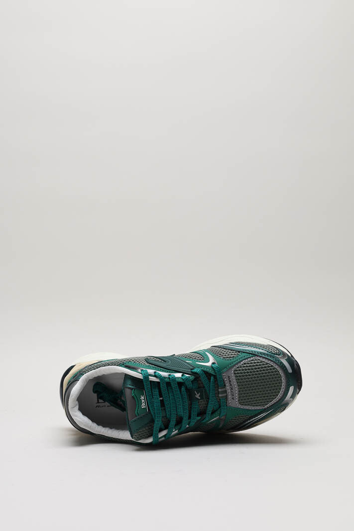 zoom in on Groen Sneaker image Groen Sneaker image