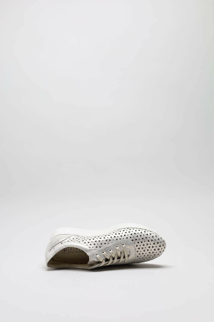 zoom in on Goud Sneaker image Goud Sneaker image