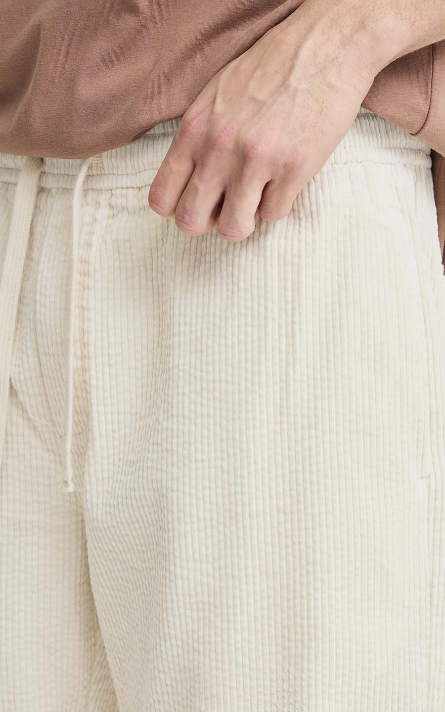 zoom in on Beige Short/bermuda image Beige Short/bermuda image
