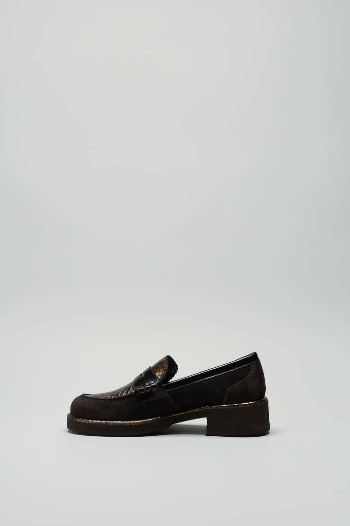 zoom in on Donkerbruin Mocassin image Donkerbruin Mocassin image