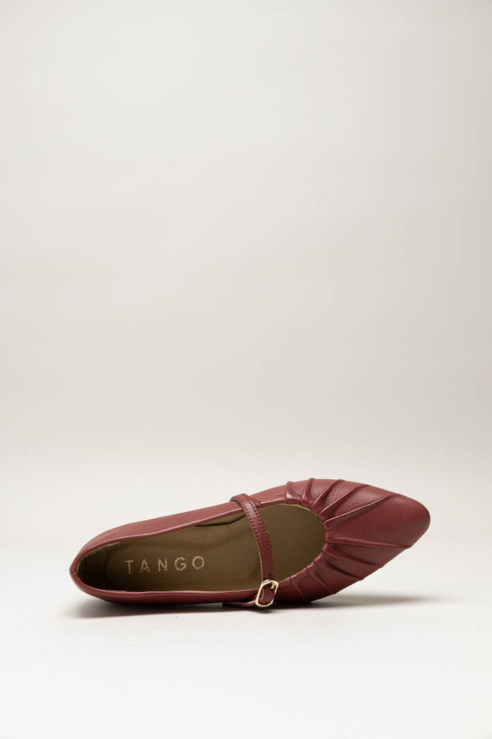 Bordeaux Ballerina image