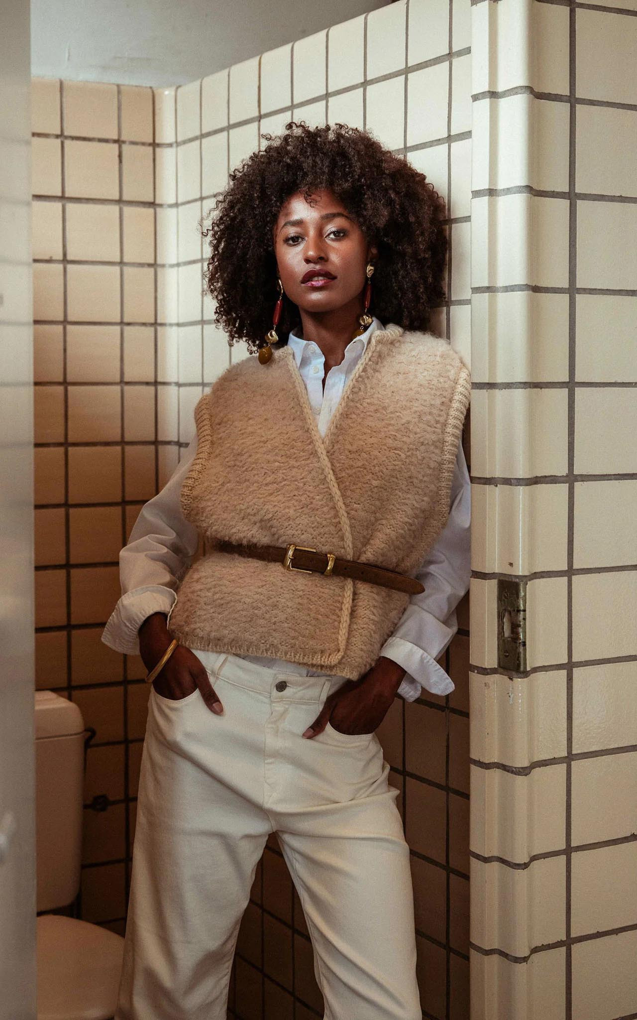 Beige Jas