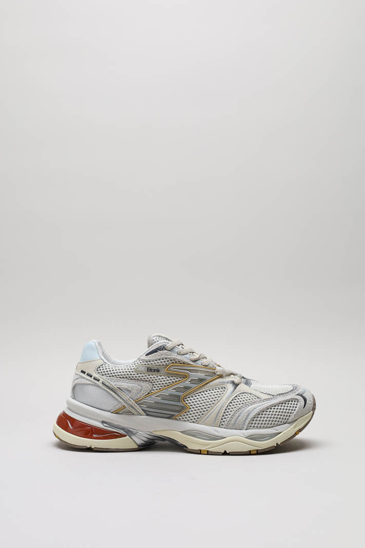 Beige Sneaker