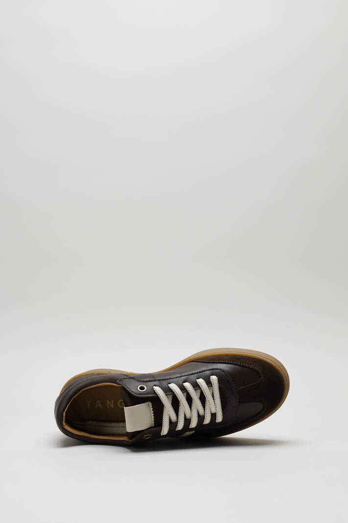 zoom in on Donkerbruin Sneaker image Donkerbruin Sneaker image