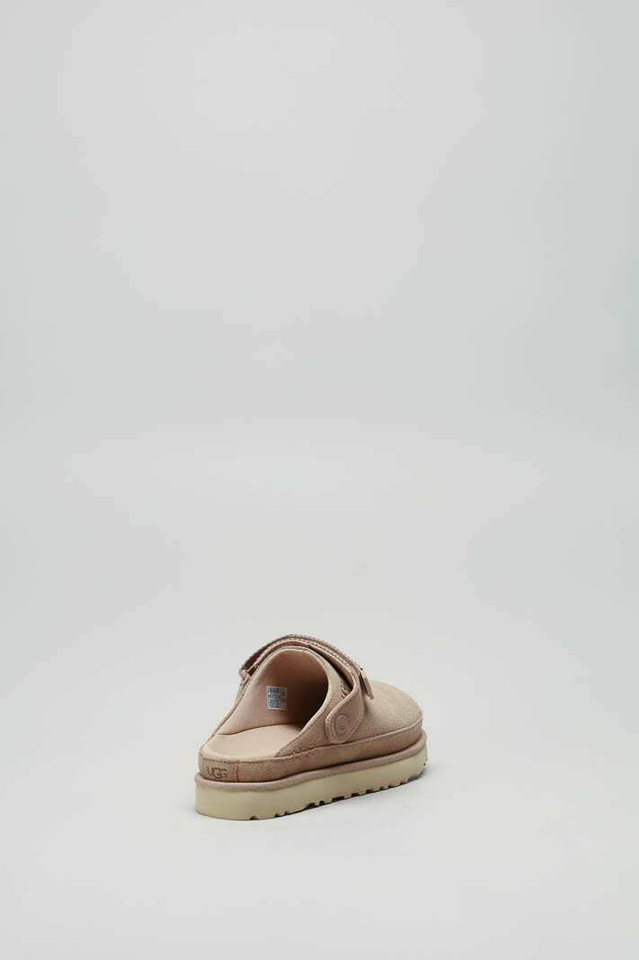 zoom in on Beige Muiltje image Beige Muiltje image