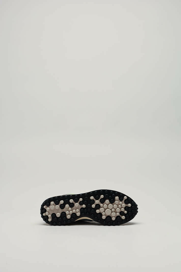 zoom in on Lichtblauw Sneaker image Lichtblauw Sneaker image