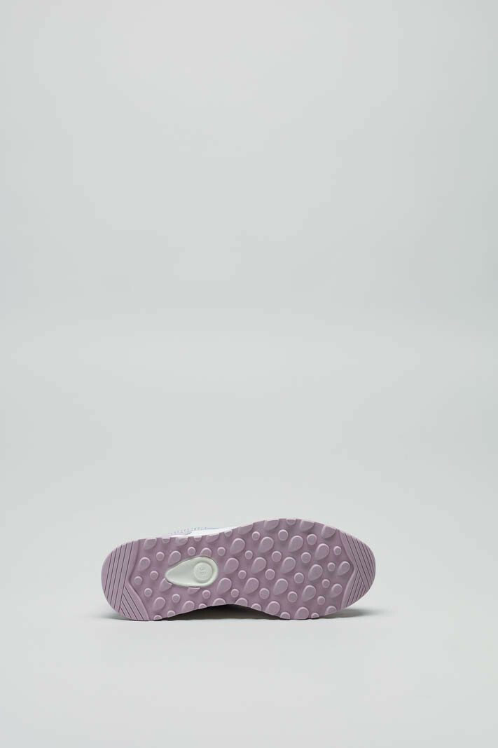 zoom in on Lila Sneaker image Lila Sneaker image