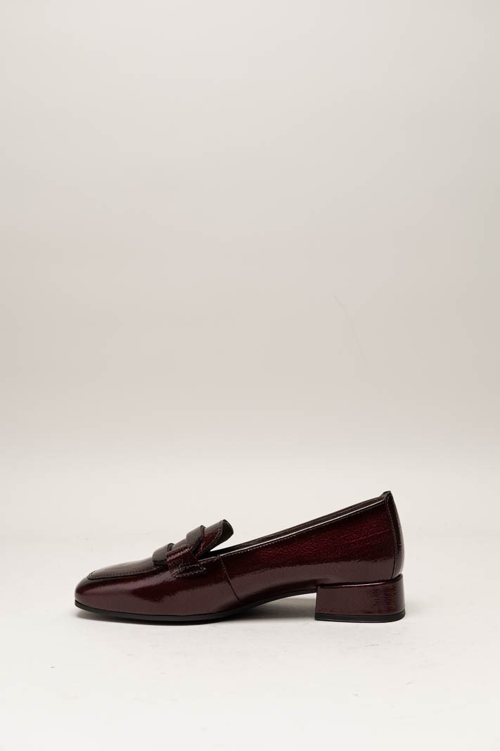 Bordeaux Mocassin hak image