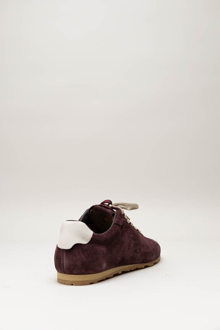 Bordeaux Sneaker image