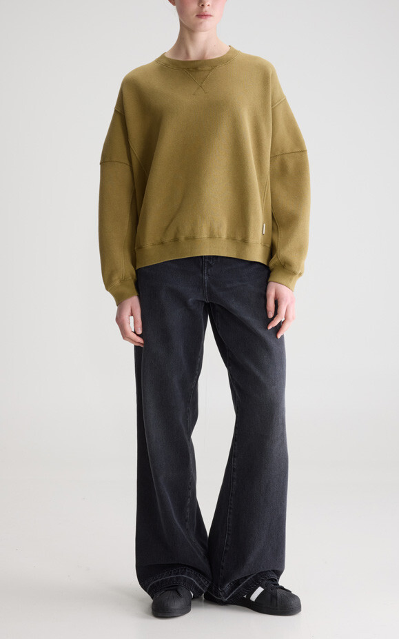 Kaki Sweater image