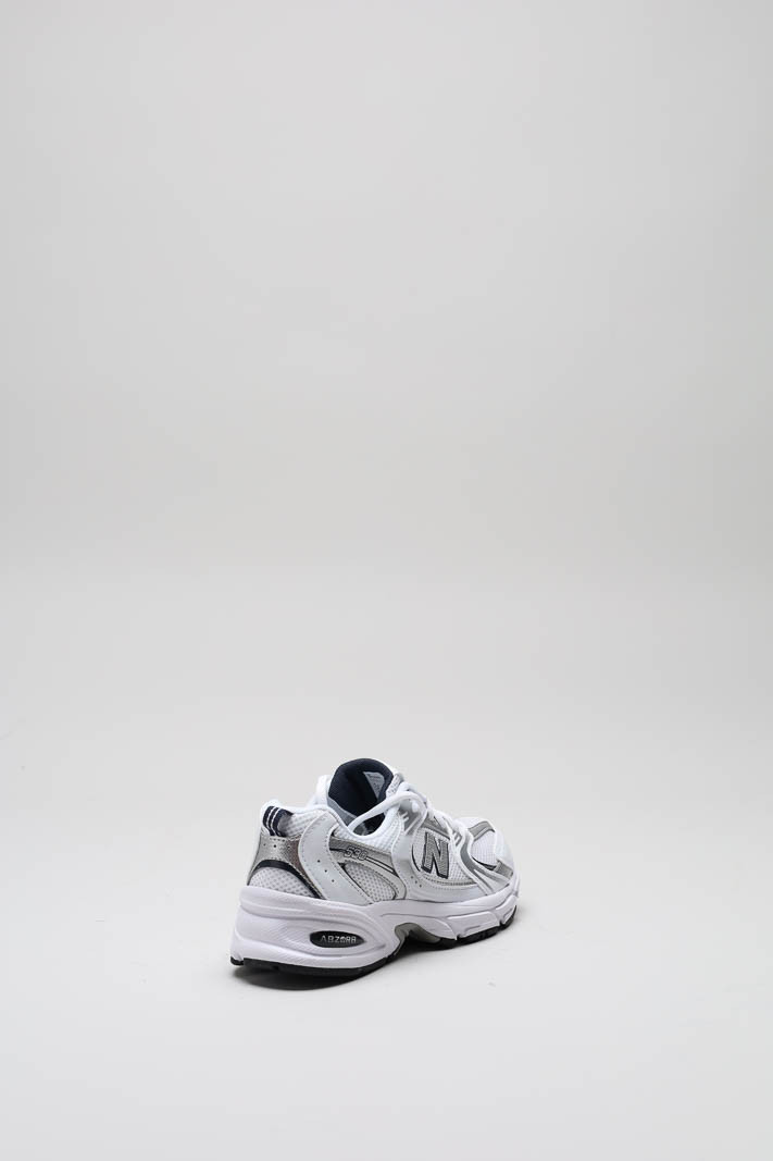 zoom in on Wit Sneaker image Wit Sneaker image