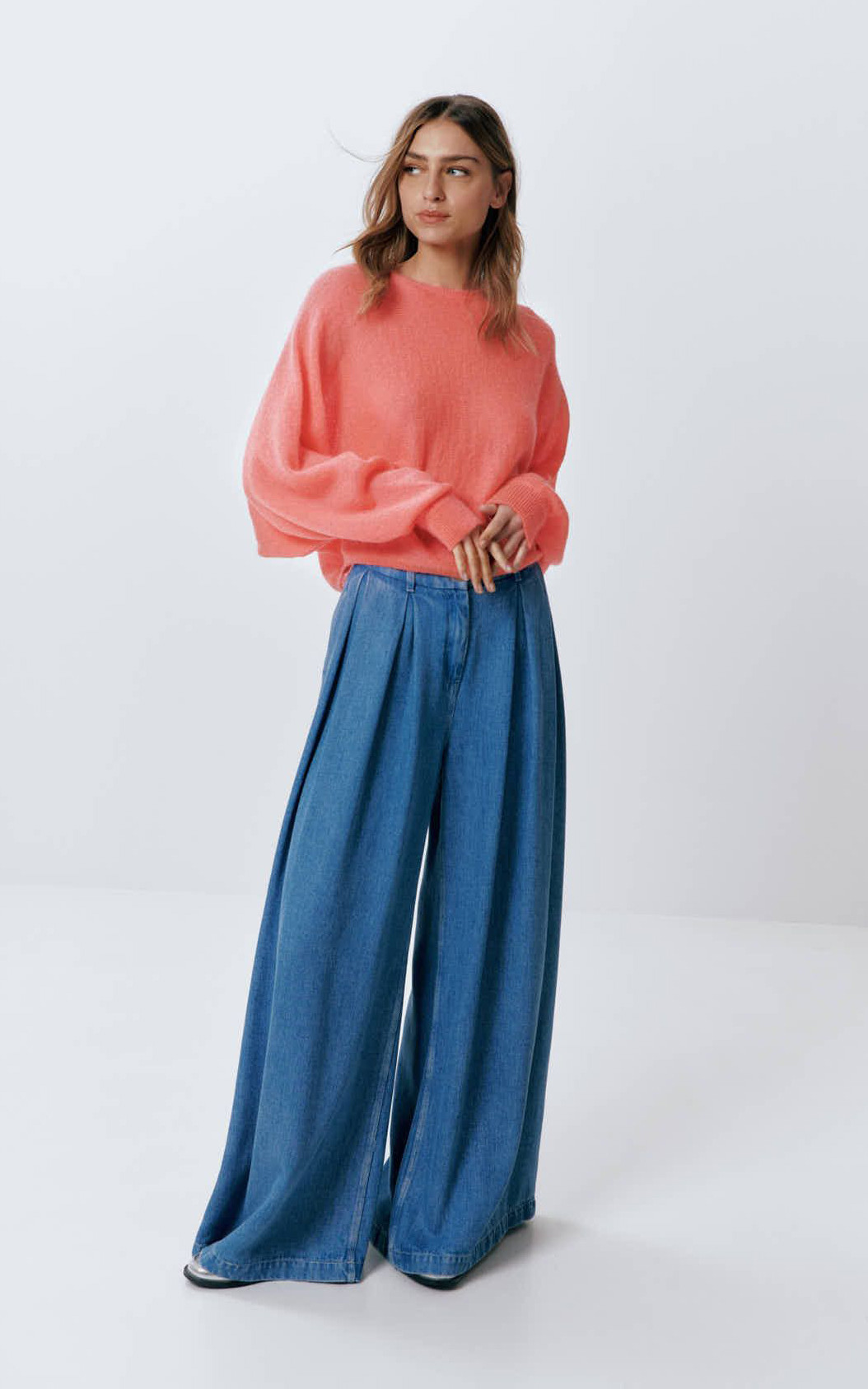 zoom in on Jeans Broek image Jeans Broek image