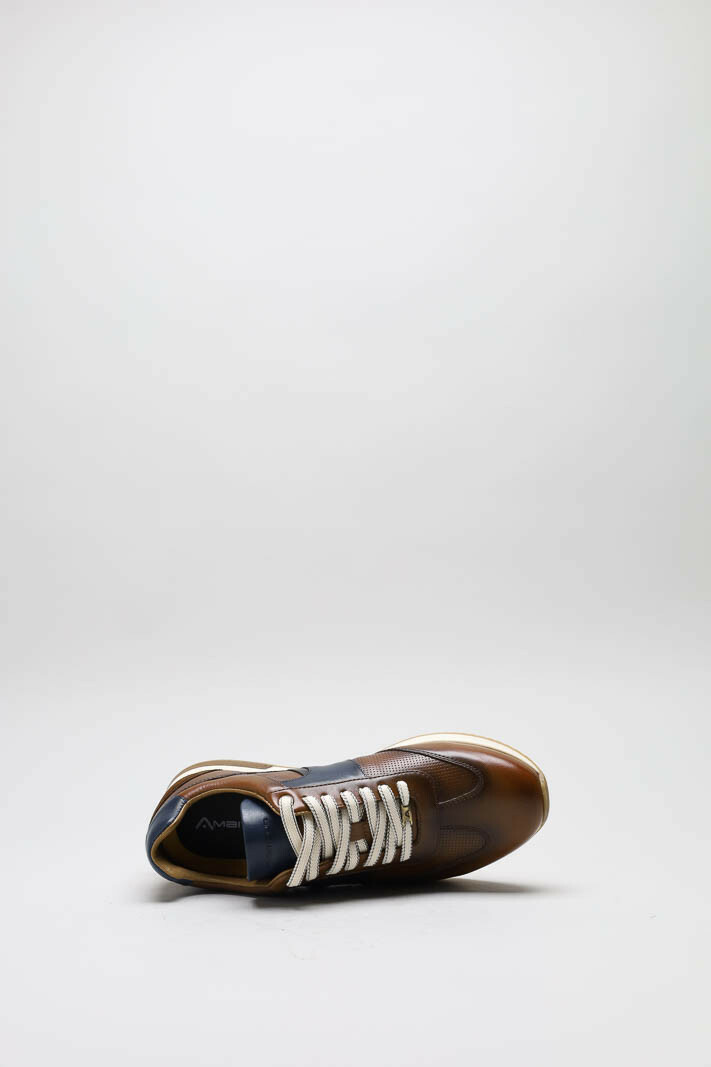 zoom in on Cognac Sneaker image Cognac Sneaker image