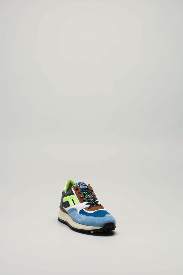 zoom in on Lichtblauw Sneaker image Lichtblauw Sneaker image