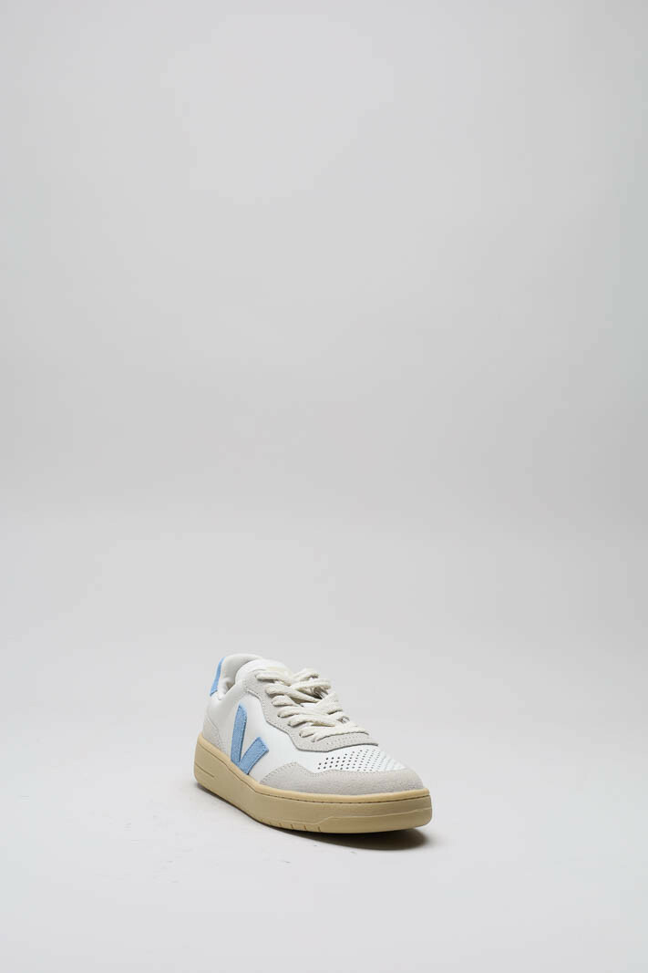 zoom in on Wit Sneaker image Wit Sneaker image