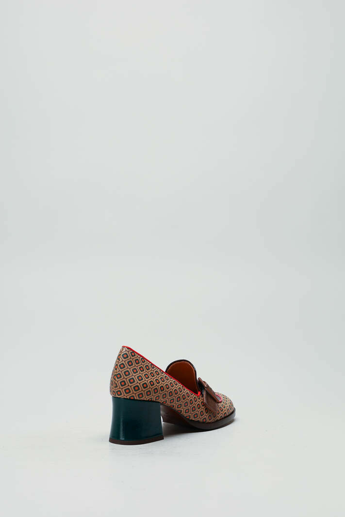 zoom in on Multi Mocassin hak image Multi Mocassin hak image