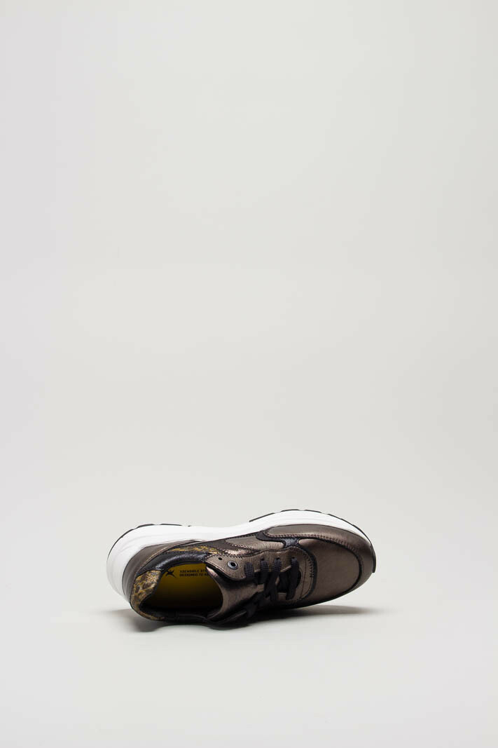 zoom in on Brons Sneaker image Brons Sneaker image