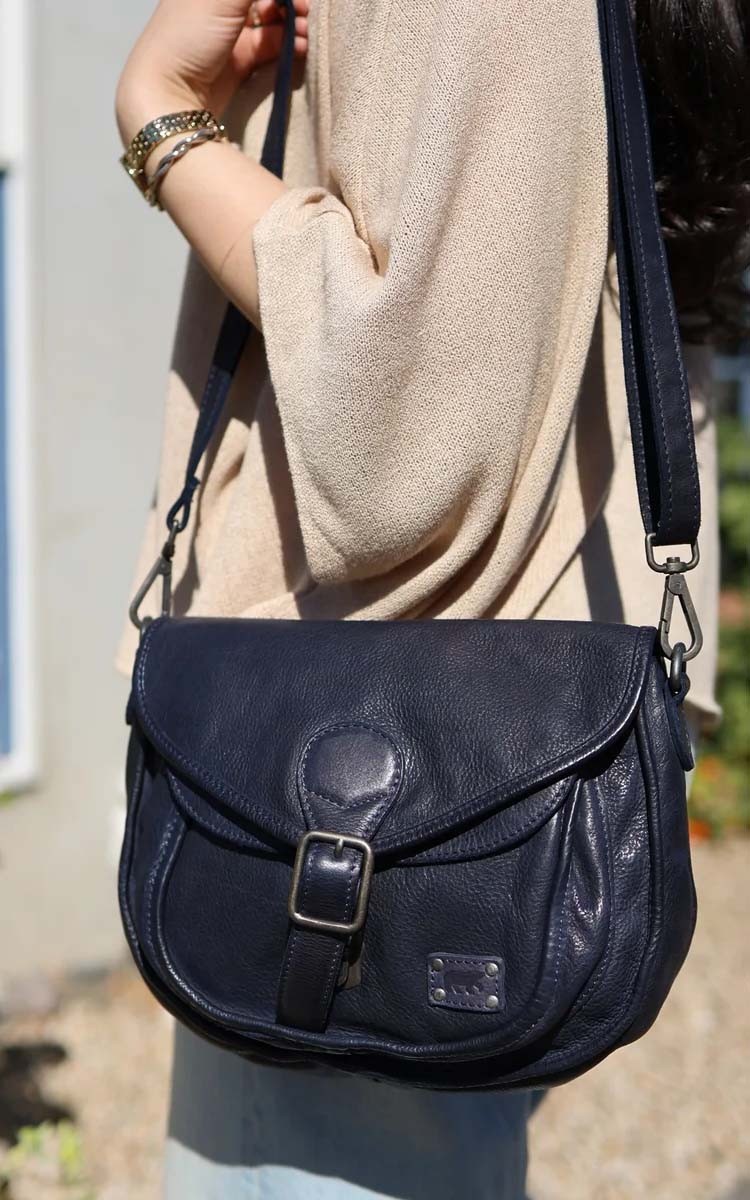 Zwart Cross body image