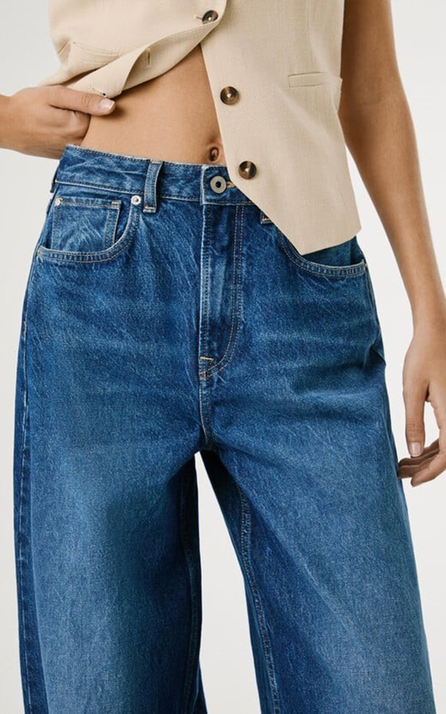zoom in on Jeans Broek image Jeans Broek image