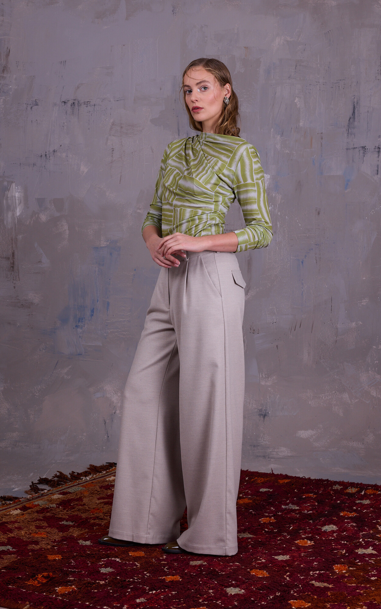 Greige Broek image