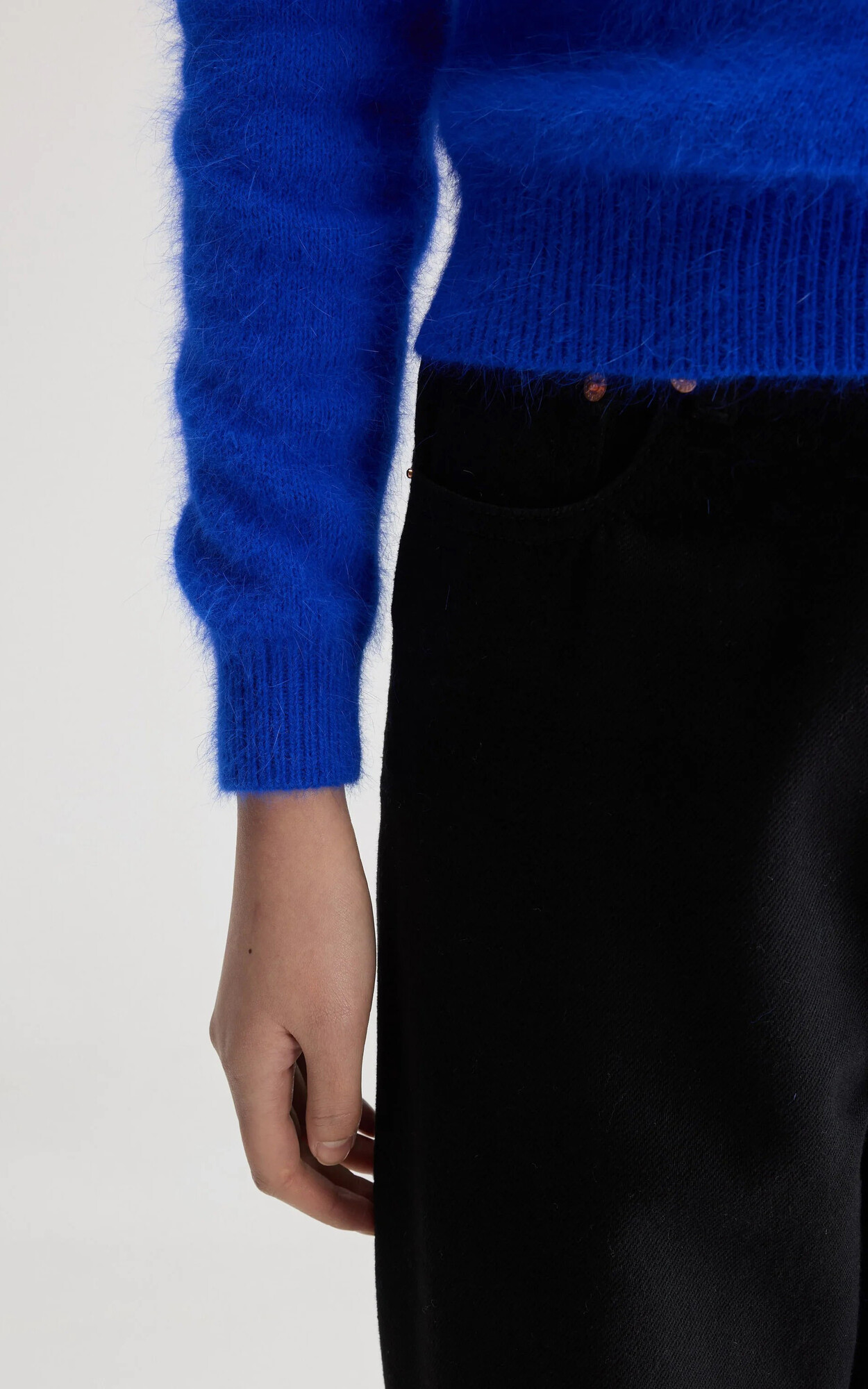 zoom in on Blauw Sweater/trui image Blauw Sweater/trui image