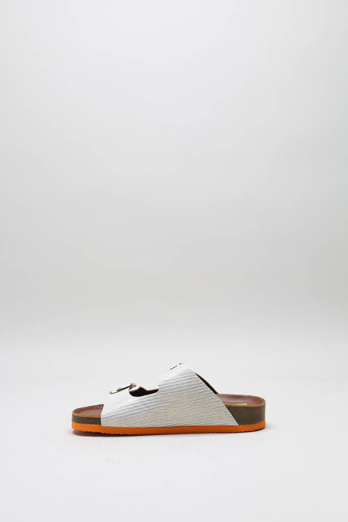 zoom in on Wit Slipper image Wit Slipper image