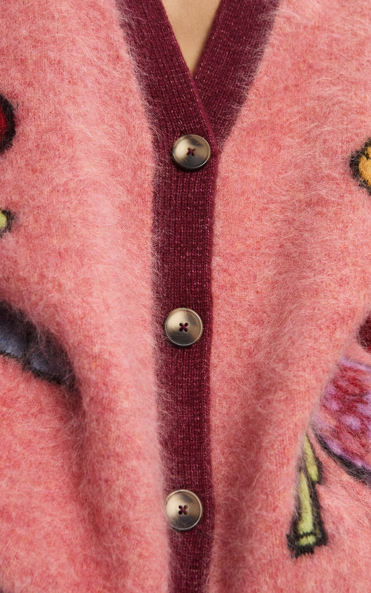 zoom in on Roze Cardigan image Roze Cardigan image
