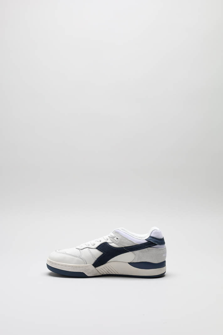 zoom in on Wit Sneaker image Wit Sneaker image