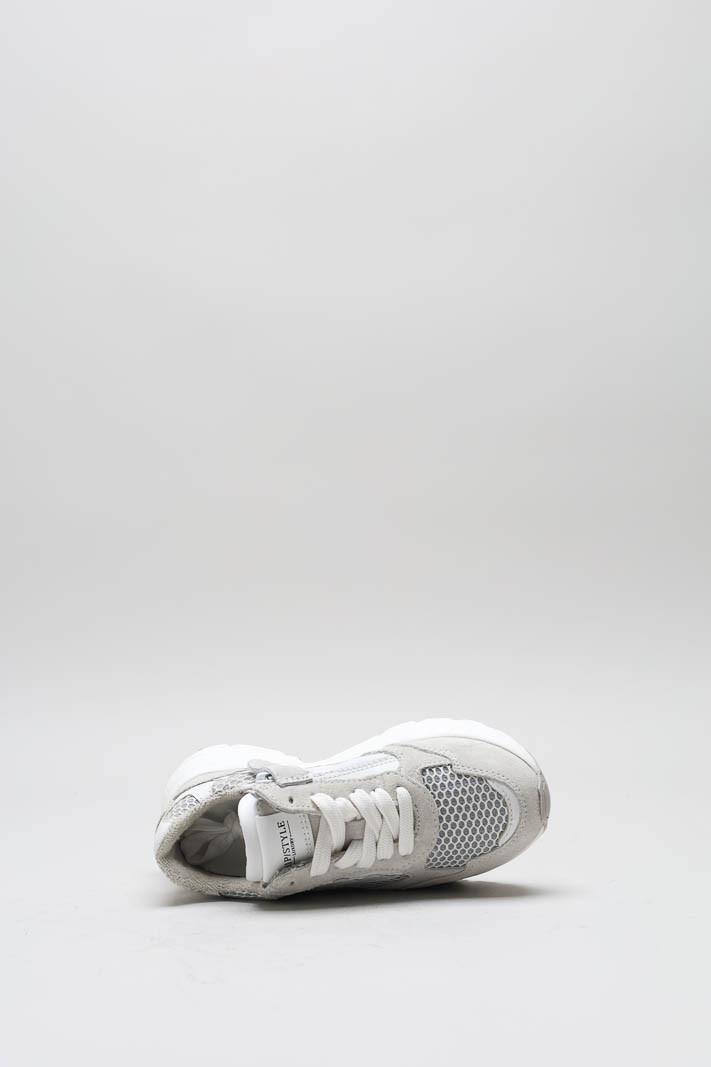 zoom in on Lichtgrijs Sneaker image Lichtgrijs Sneaker image