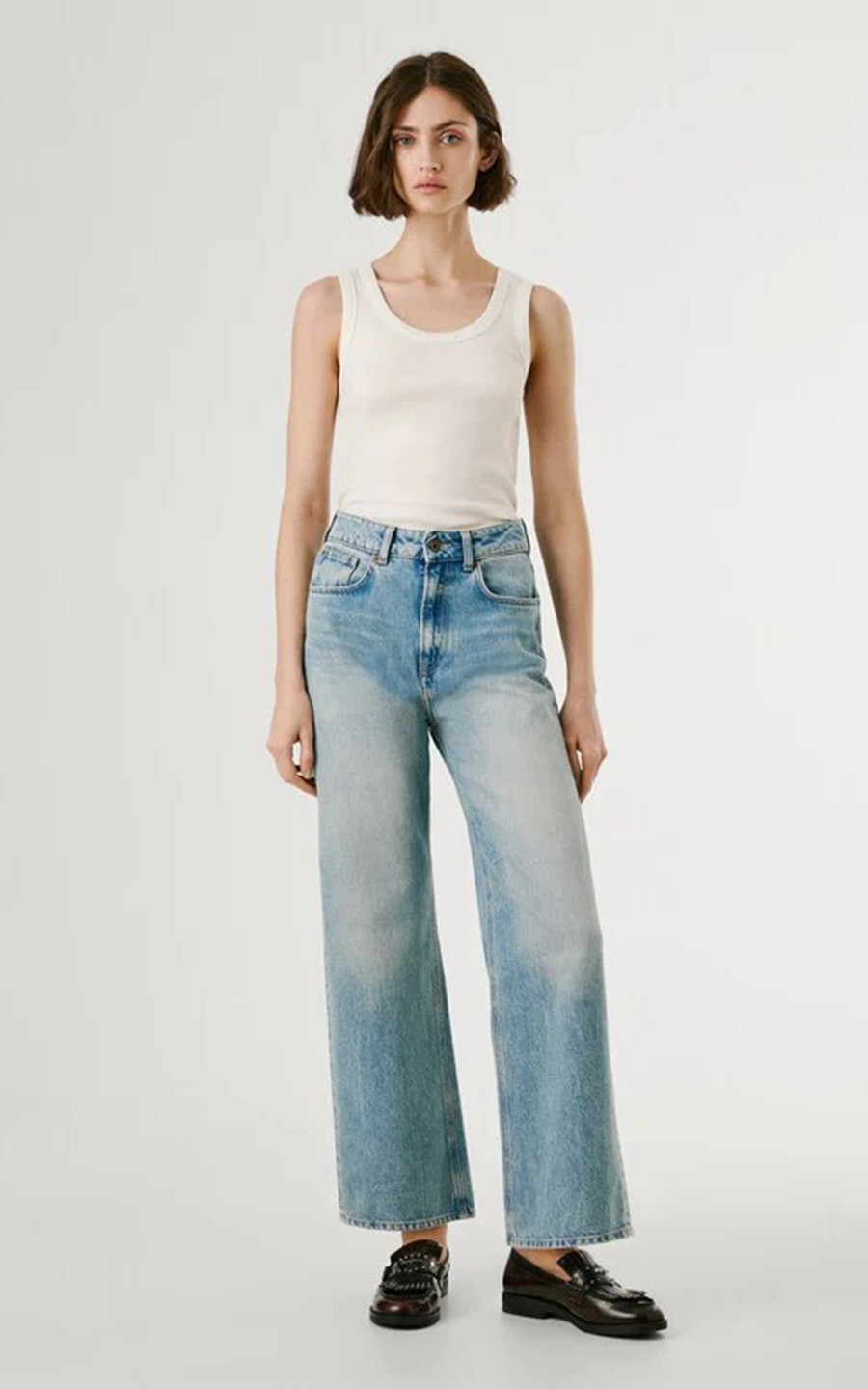zoom in on Jeans Broek image Jeans Broek image