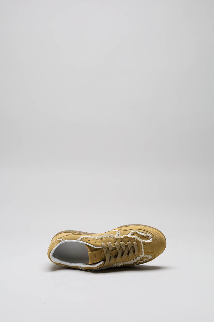 zoom in on Oker Sneaker image Oker Sneaker image
