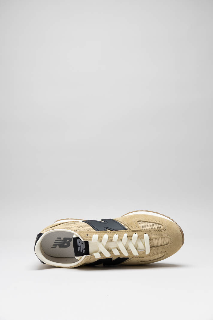 Donkerbeige Sneaker image