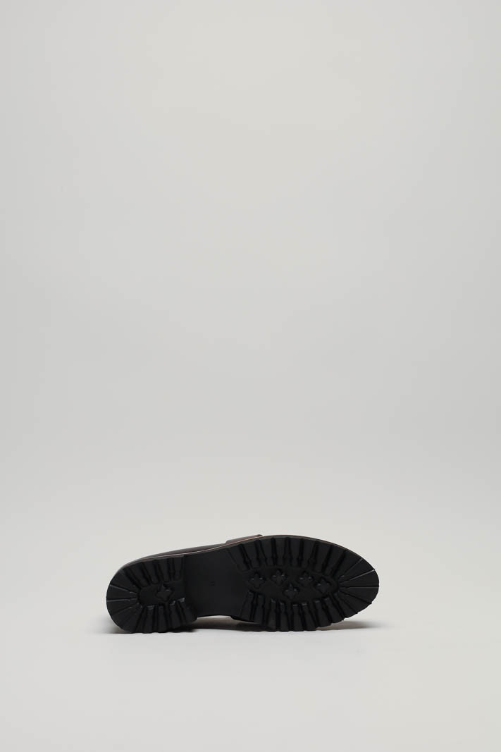 zoom in on Donkerbruin Mocassin image Donkerbruin Mocassin image