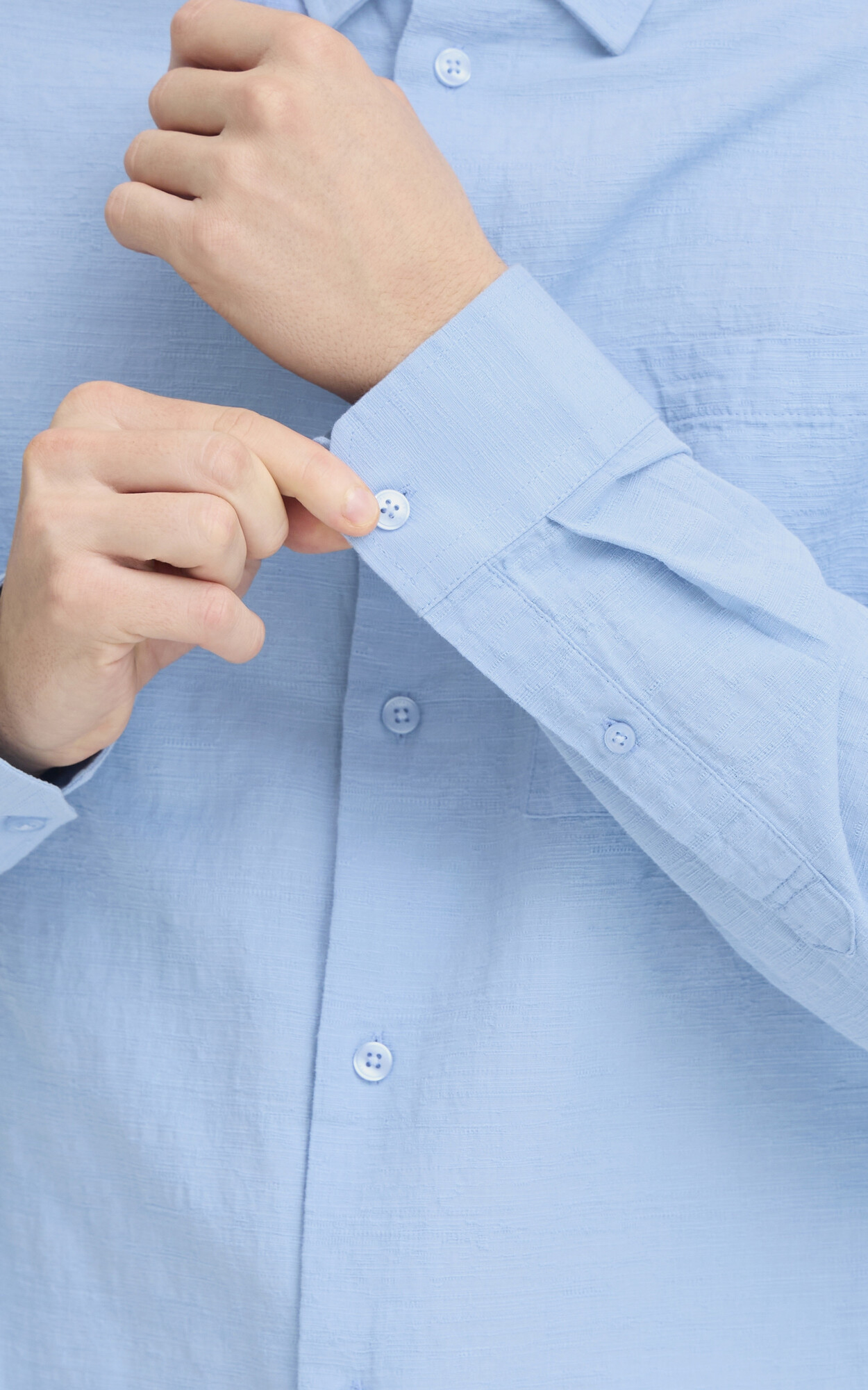 Lichtblauw Hemd image