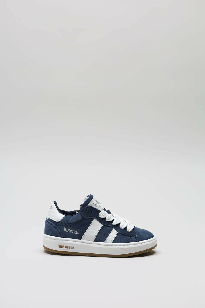 zoom in on Blauw Sneaker image Blauw Sneaker image