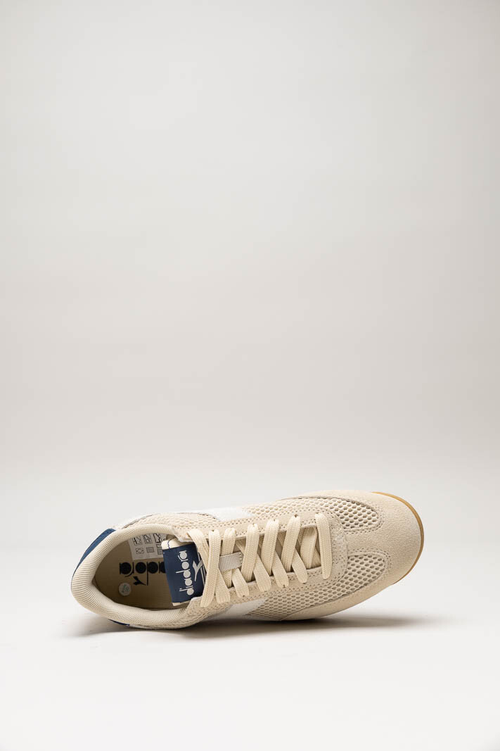 Beige Sneaker image