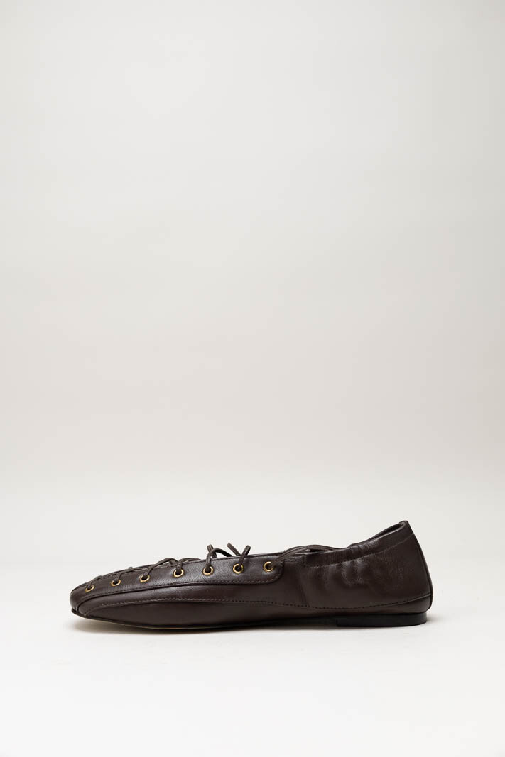 Donkerbruin Ballerina image