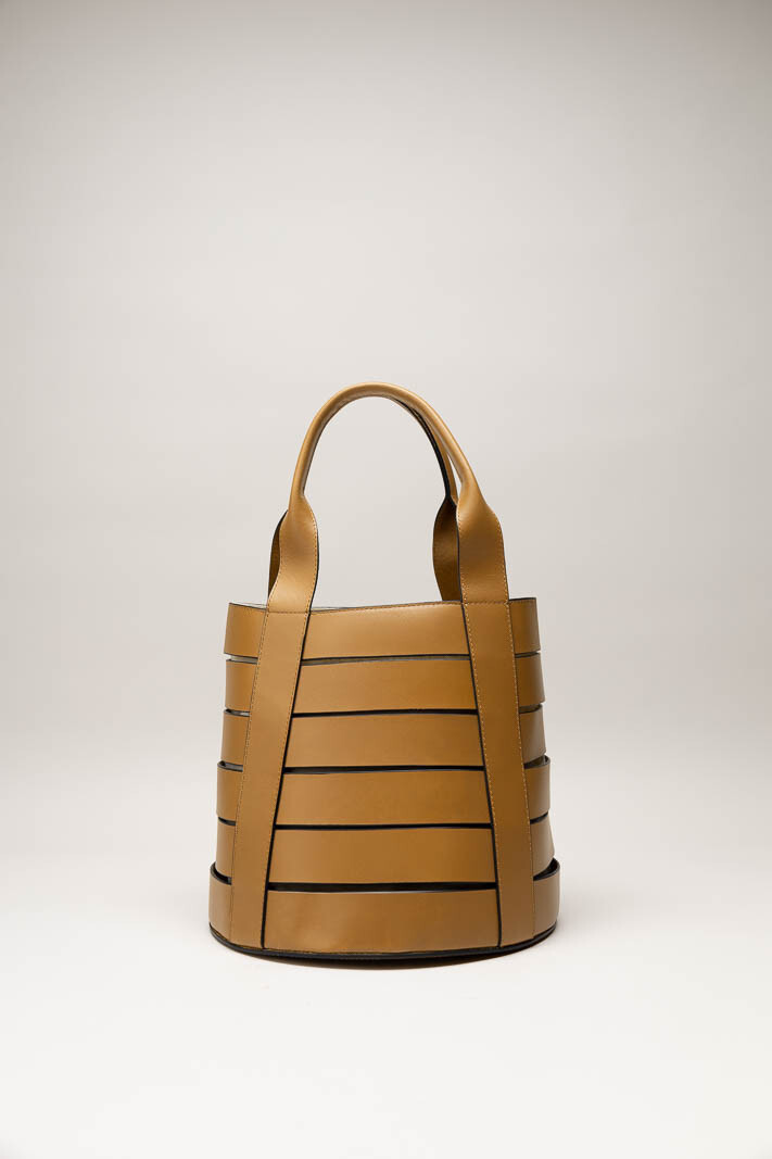 Cognac Handtas image