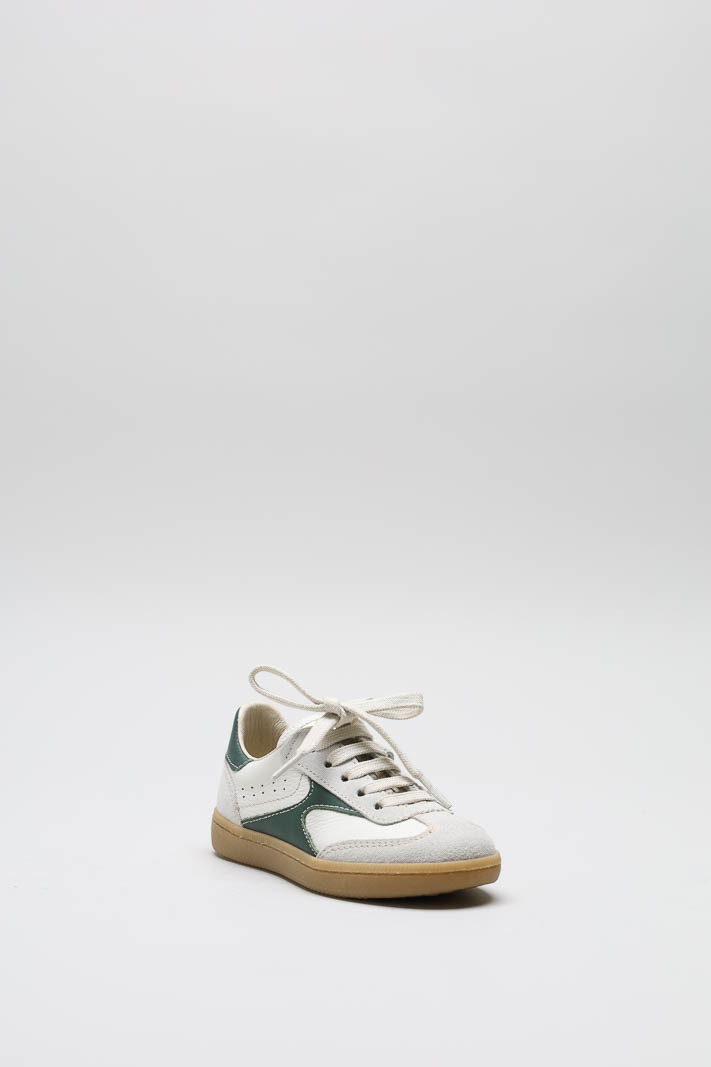 zoom in on Groen Sneaker image Groen Sneaker image