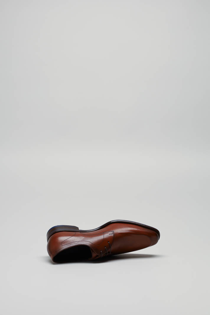 zoom in on Cognac Veterschoen image Cognac Veterschoen image