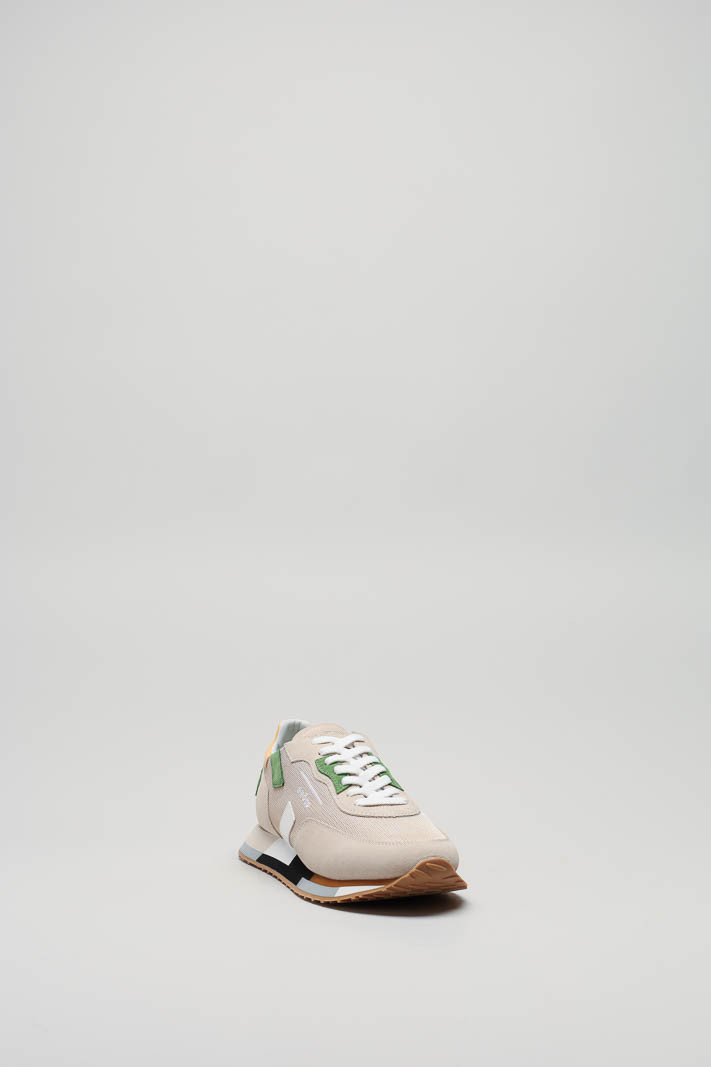 zoom in on Lichtbeige Sneaker image Lichtbeige Sneaker image
