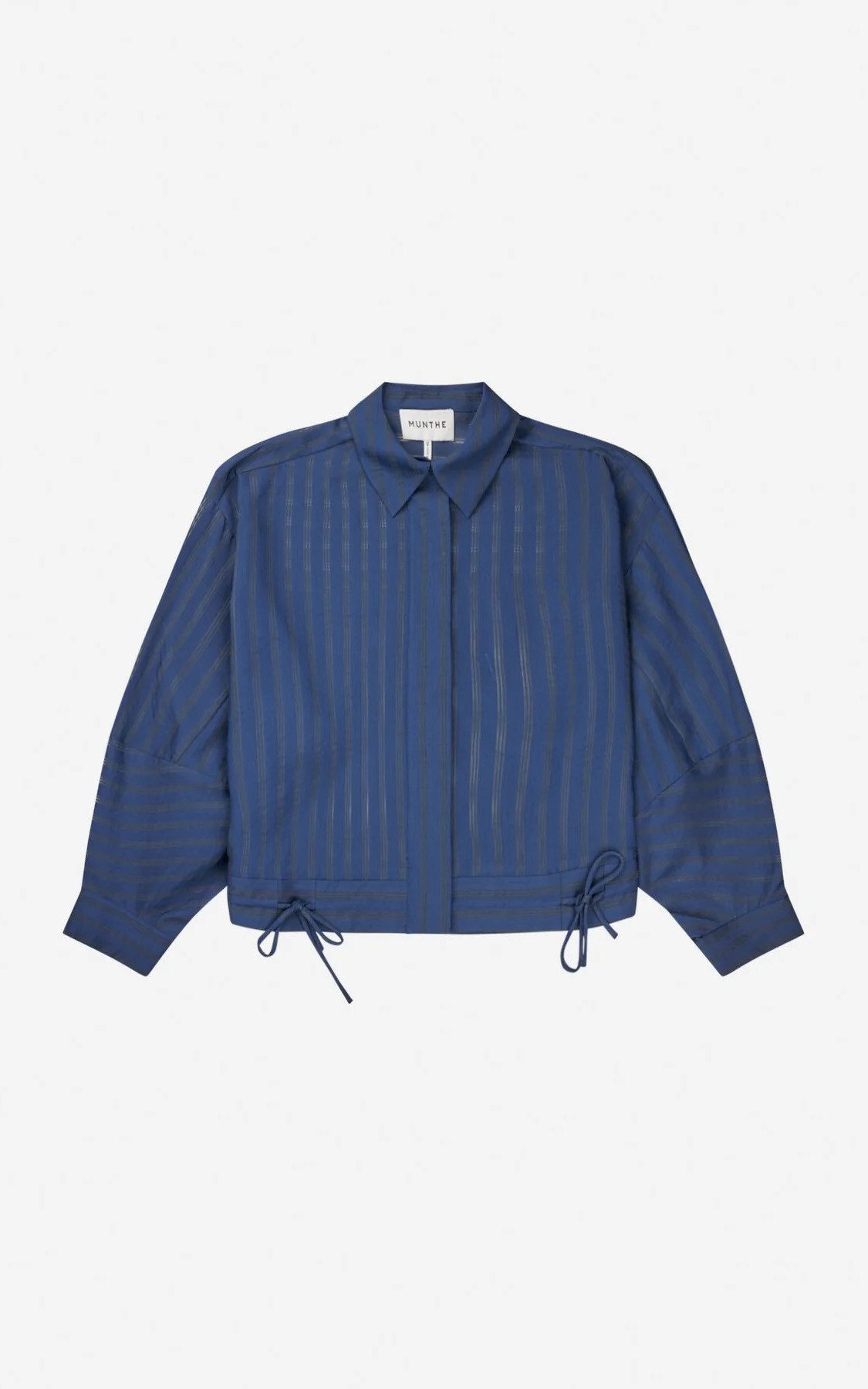 zoom in on Blauw Hemd image Blauw Hemd image