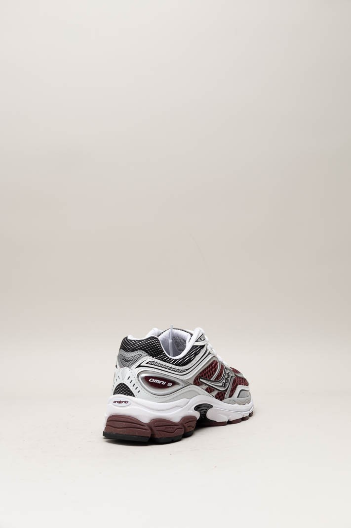 Bordeaux Sneaker image