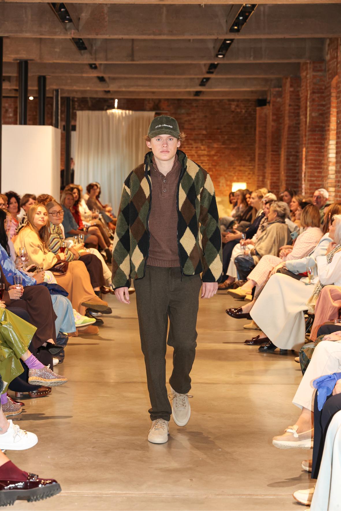 Runway Show PT.2 - 0.29